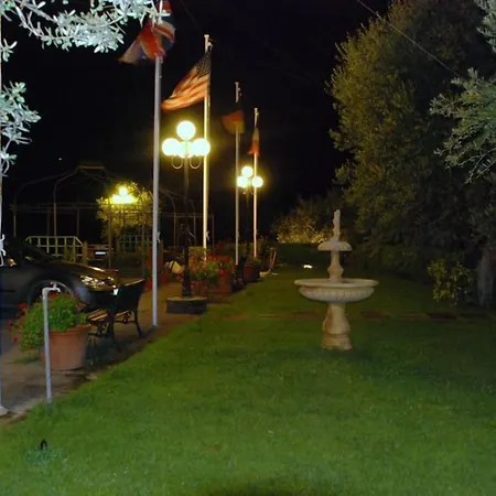 Johanna Park Hotel