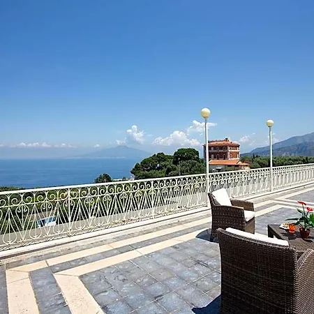 Johanna Park Hotel Sorrento