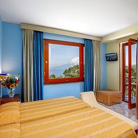 Johanna Park Hotel