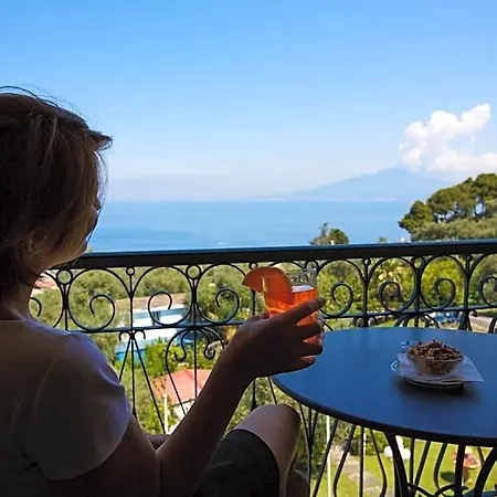 Johanna Park Hotel Sorrento