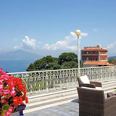 Johanna Park Hotel Sorrento