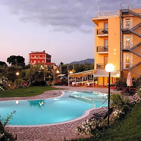 Johanna Park Hotel Sorrento