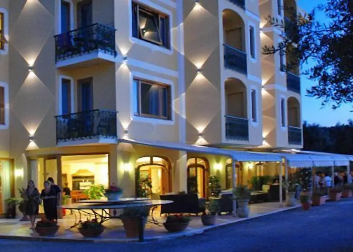 Johanna Park Hotel 4*