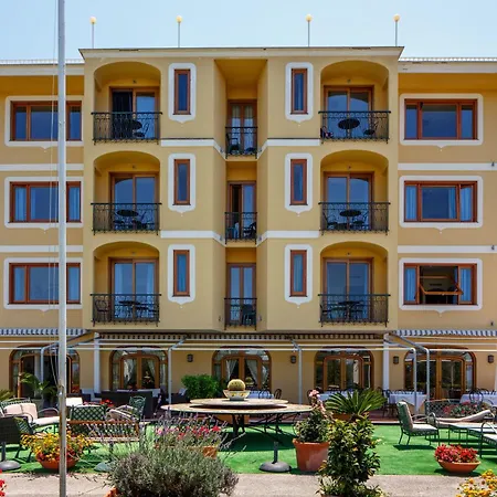 约翰娜公园酒店 酒店