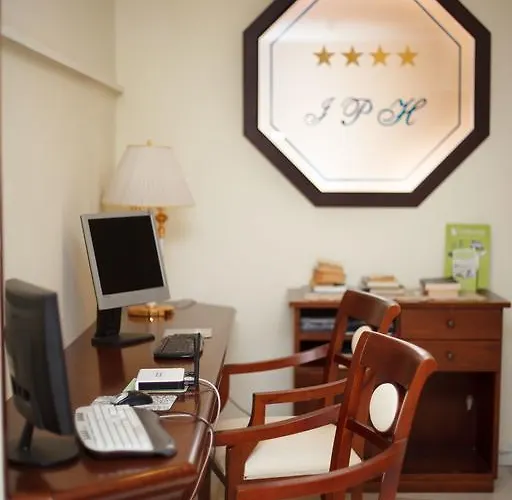 约翰娜公园酒店 4*